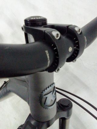 Kona Entourange descenso DH