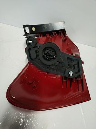 ✅PILOTO TRASERO DERECHO CITROEN C5 II