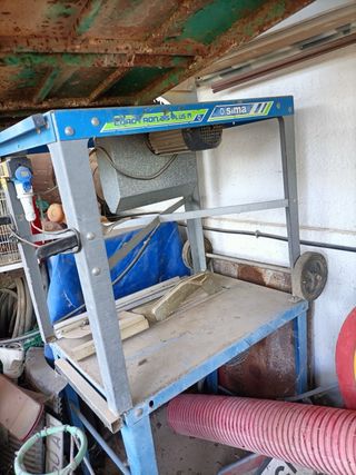 MAQUINA DE CORTE PARA MADERA