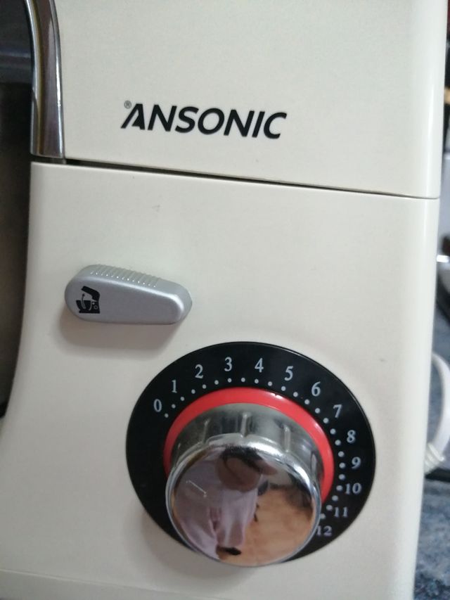 Amasadora ansonic