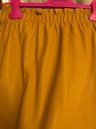 Falda imitacion piel amarillo mostaza zara Talla M