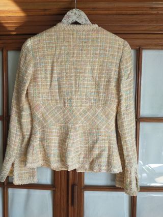 Chaqueta tweed tipo Chanel Zara W, t. 38