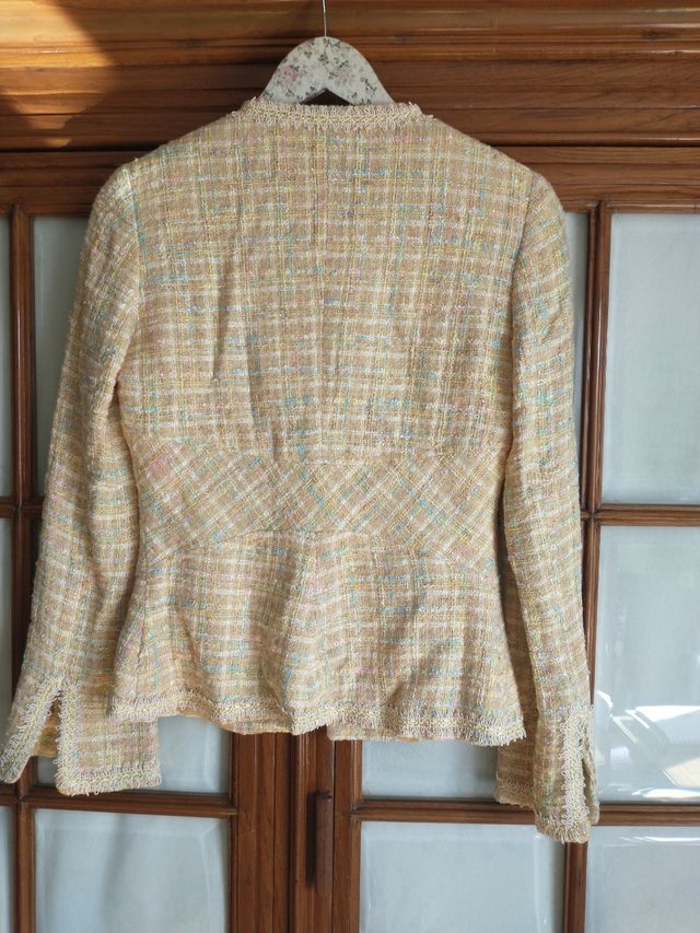 Chaqueta tweed tipo Chanel Zara W, t. 38