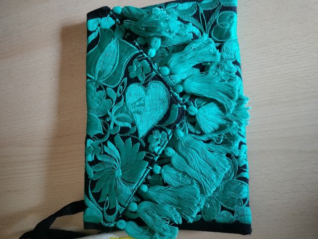 2 bolsos bordados original mexico