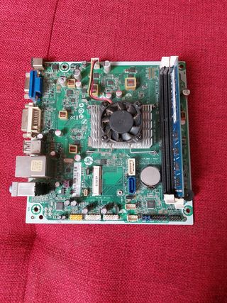 PLACA BASE DE ORDENADOR