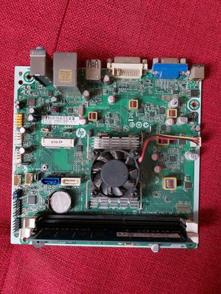 PLACA BASE DE ORDENADOR