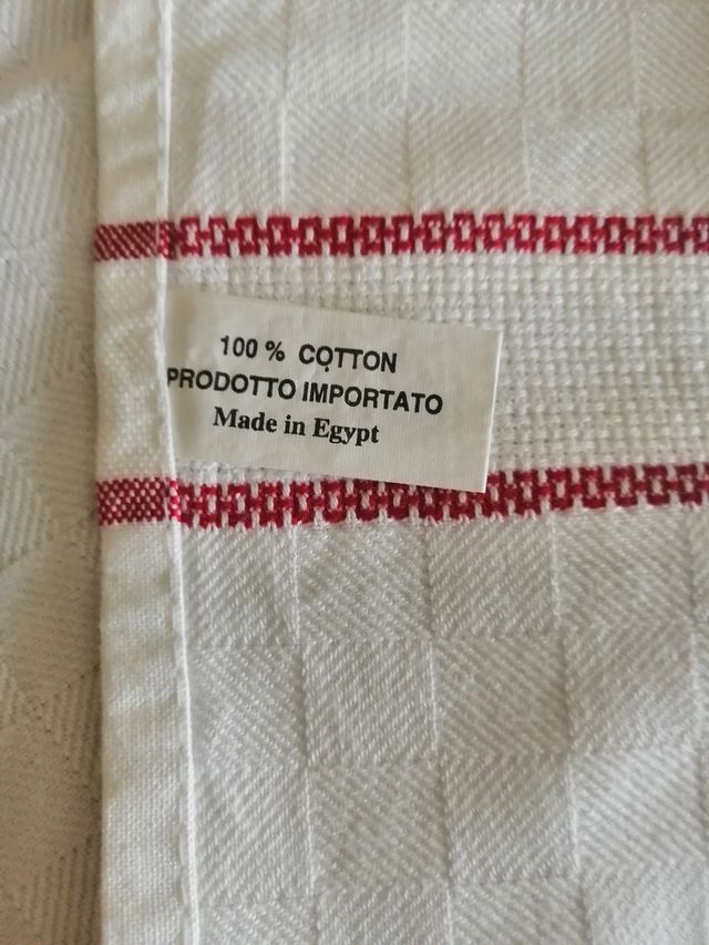 Strofinaccio nuovo ricamato a mano