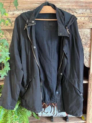 Chaqueta lluvia COS