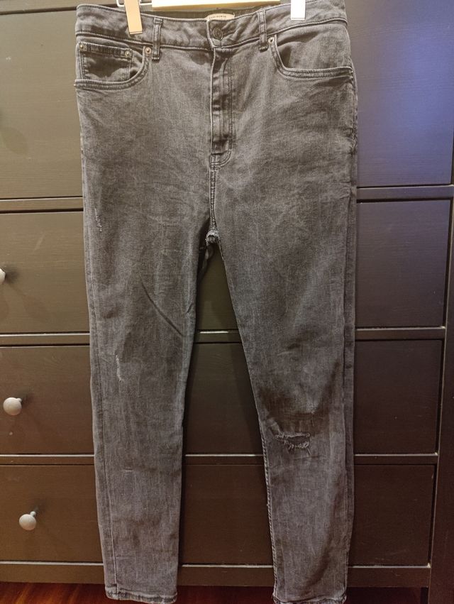 Ocasión Pantalón vaquero gris chica Zara L