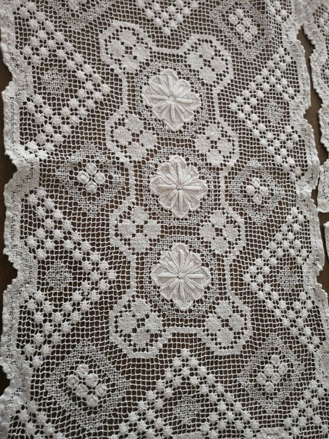 Set 3 centrini in cotone beige