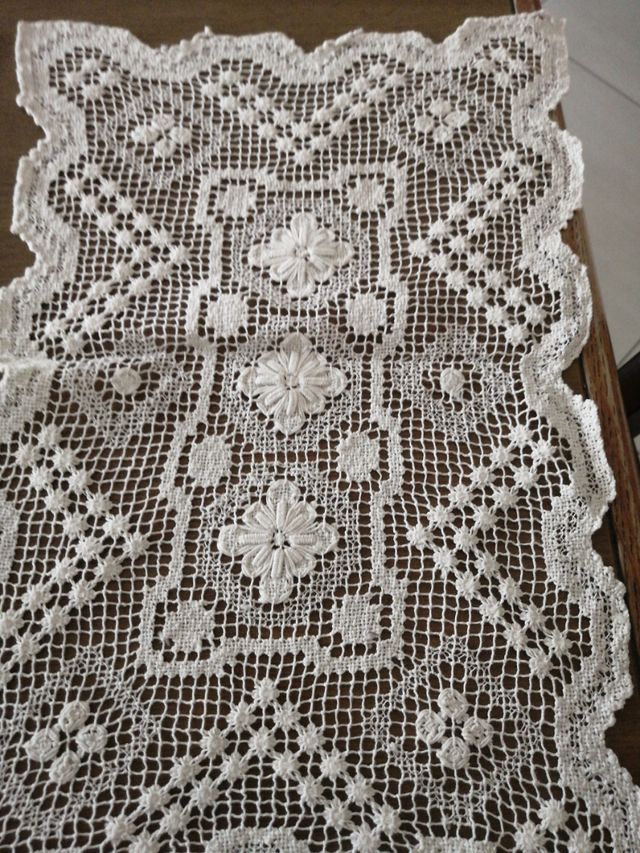 Set 3 centrini in cotone beige