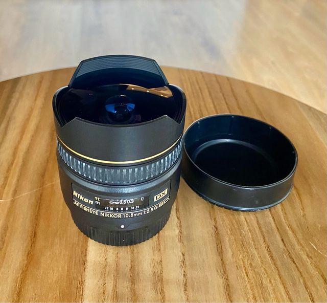 Objetivo Nikkor 10.5 f/2.8G ED