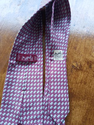 Cravatta Hermes di Seta senza scatola