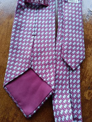 Cravatta Hermes di Seta senza scatola