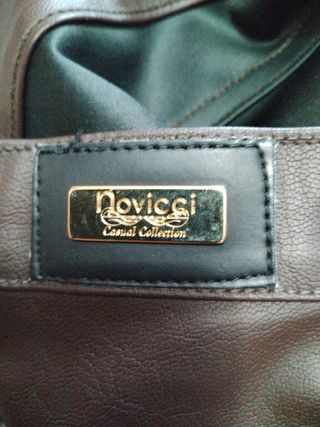 Pantalón polipiel marrón