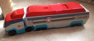 Camión de la patrulla canina