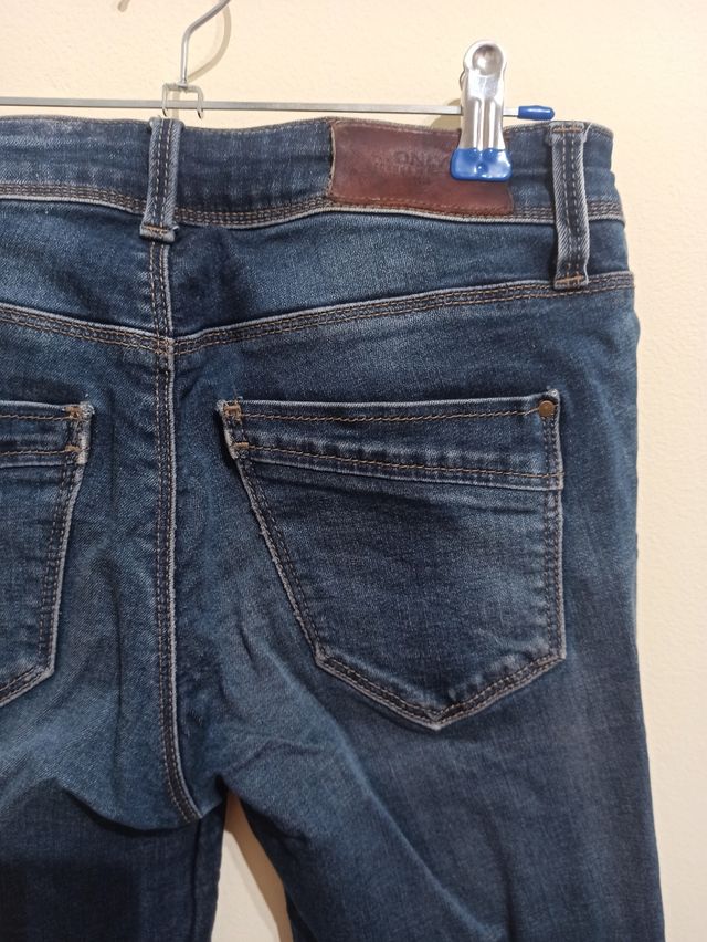 Pantalón vaquero elástico