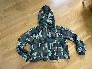 Chaqueta estamoado militar