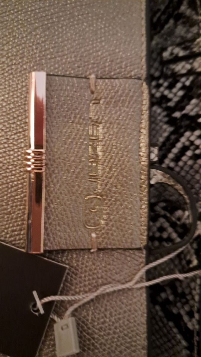 Bonito doble bolso nuevo