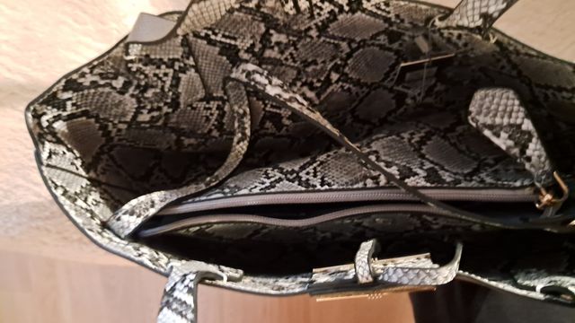 Bonito doble bolso nuevo