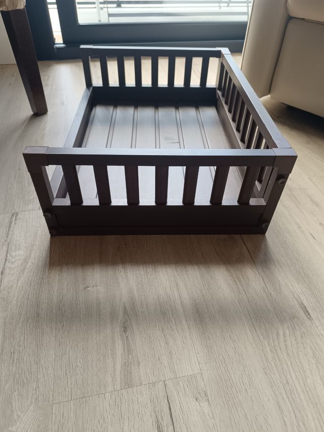 Cama perrito y tres regalos