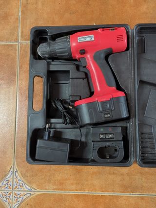 Taladro inalámbrico *LEER*