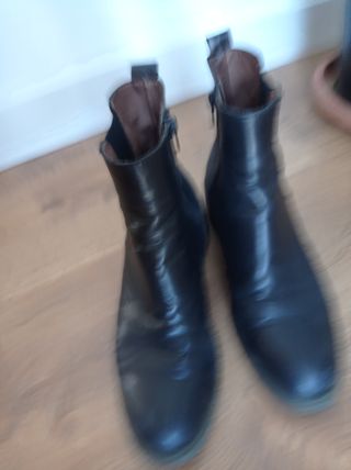 Botines negros de piel ,marca wonder