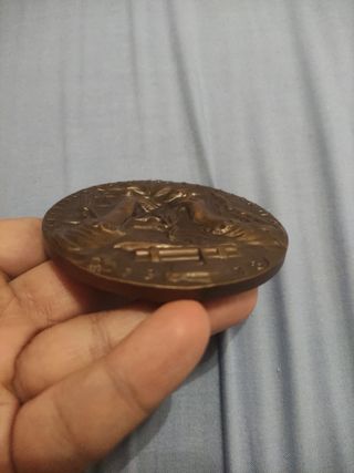 ANTIGUA MEDALLA DE BRONCE.