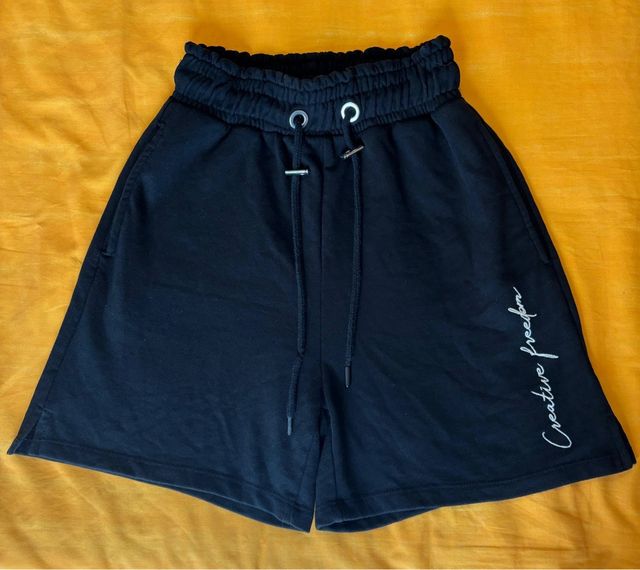 Pantalon corto chandal