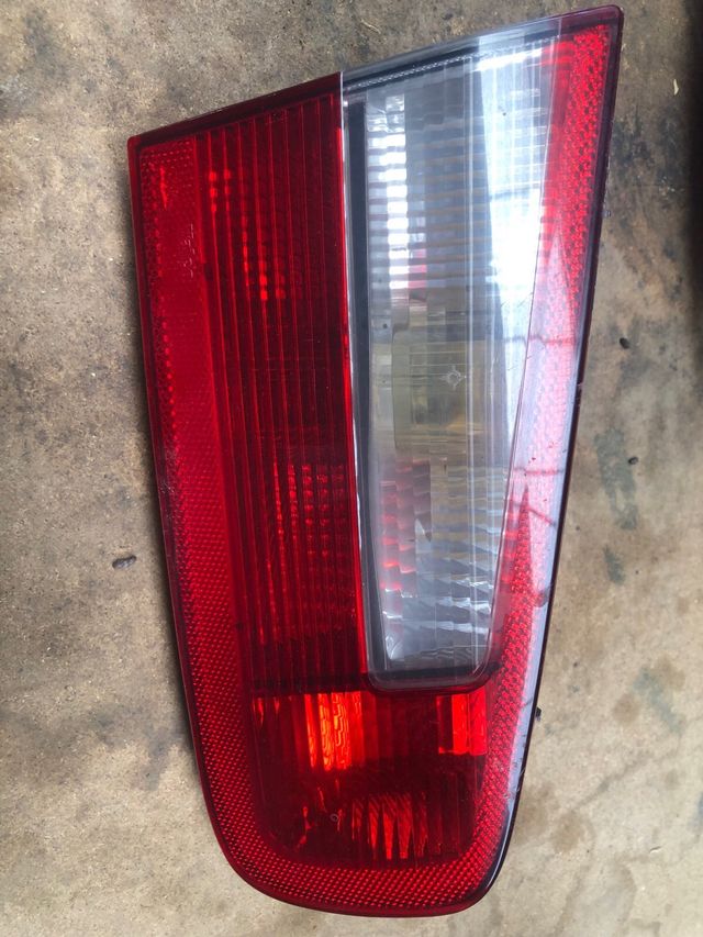 Pilotos traseros Renault laguna 2