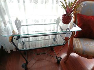 Mesa auxiliar de cristal