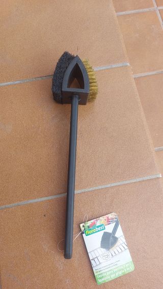 Cepillo barbacoa y parrilla