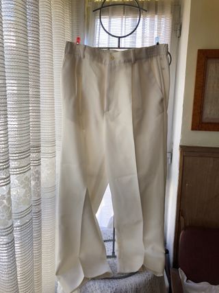 BUSSTOP. EL CORTE INGLES