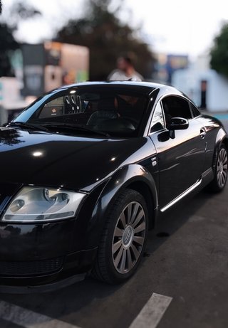 Audi TT S-LINE