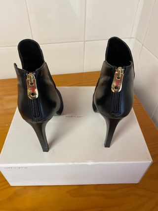 Zapatos tacón alto