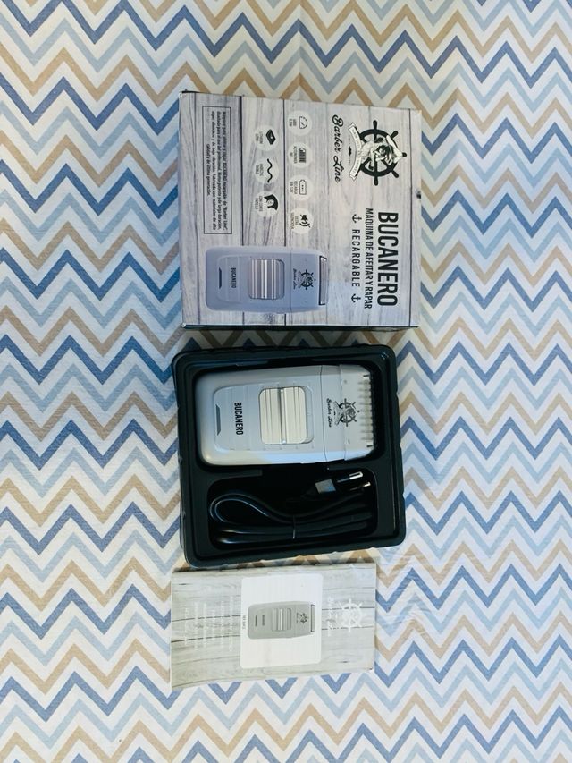 MÁQUINA DE AFEITADORA Y RAPAR NUEVA