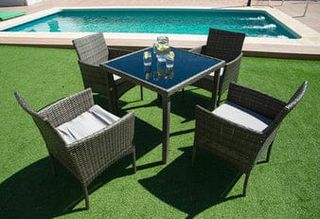 Conjunto terraza y jardin 1