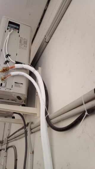 Electricidad, aire acondicionado, gas