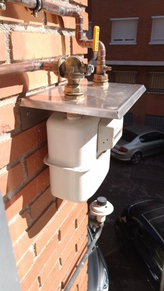 Electricidad, aire acondicionado, gas