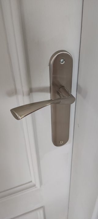 Maneta  puerta