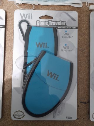 OFERTA"OFICIAL NINTENDO"Fundas mandos wii-U