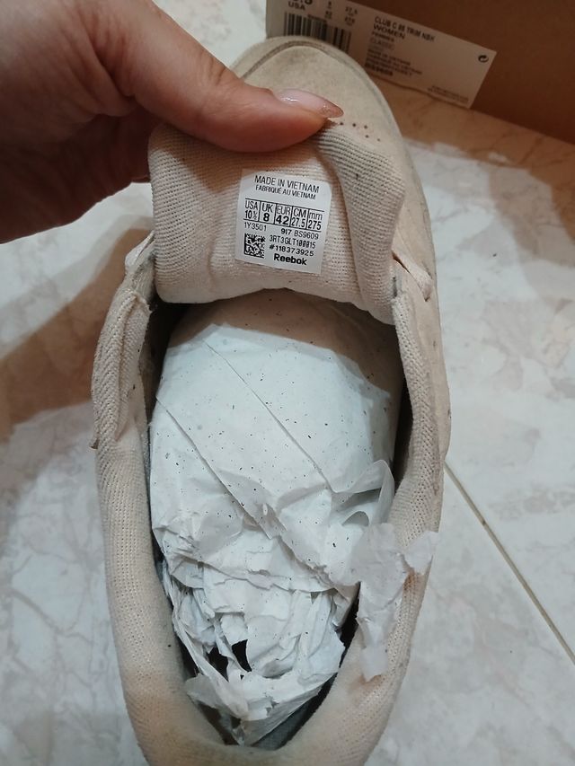 Scarpe Reebok complete di scatola