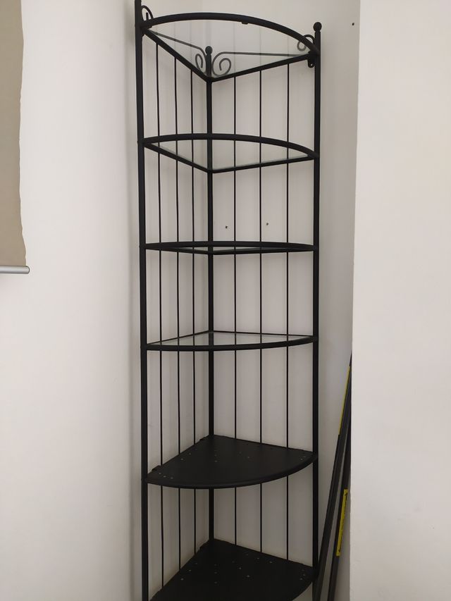 Estanteria esquina de hierro
