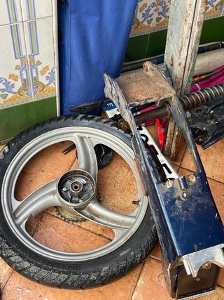 Piezas derbi variant