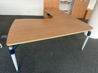 Mesa escritorio oficina con cajonera