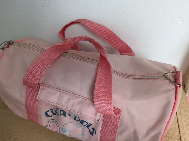 Maleta de mano de cuca dols años 80