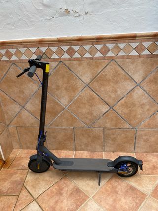 Patinete eléctrico Xiaomi Mi Electric Scooter 3