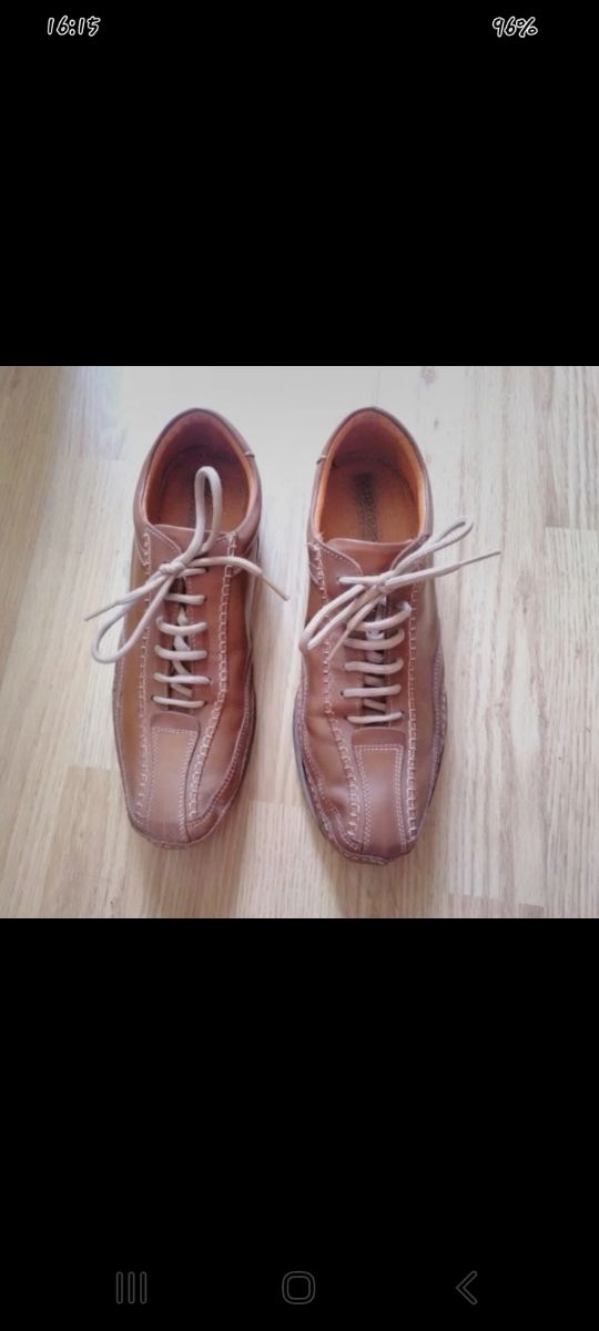 Zapatos piel auténtica.