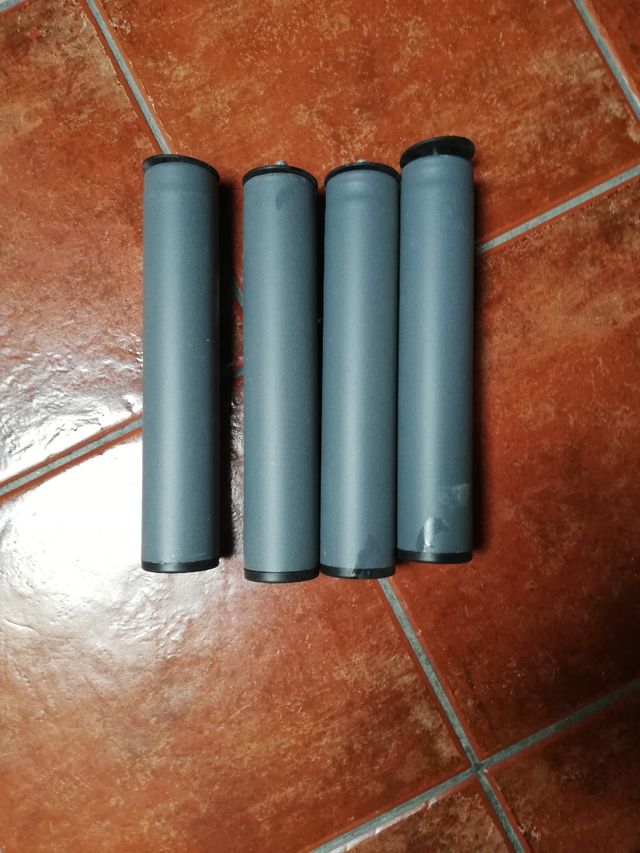 Patas de metal para base de cama