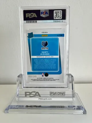 🏀 Cromo numerado Santi Aldama 33/249 👉 PSA 10
